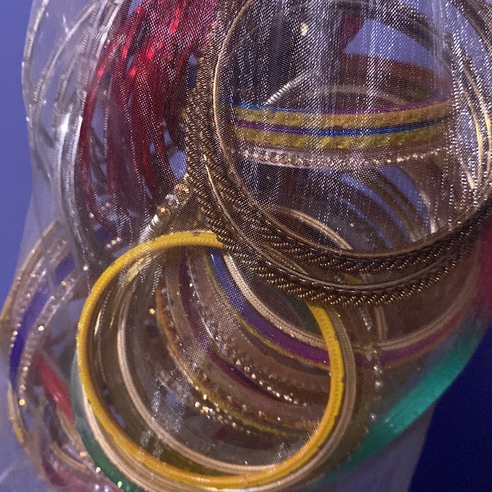 Royal Inspired Bangles Set - Picture 3 of 16